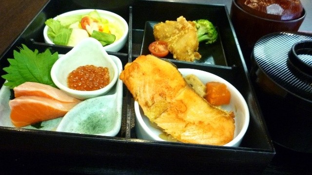 鮭三昧弁当
